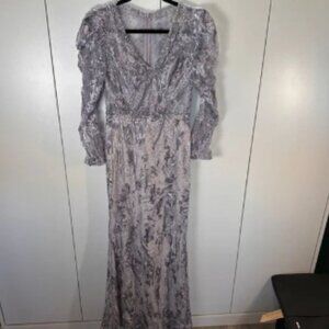 Mac Duggal Evening Gown Size 4 Long Sleeve Beaded Formal Dress Purple